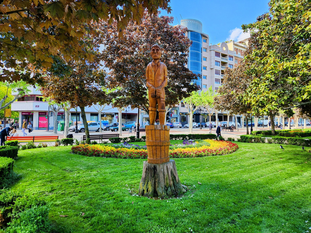 Paseo del Espolon-洛格罗尼奥必去景点