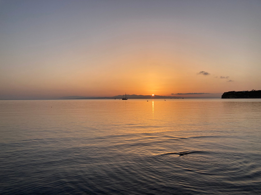 Planos Beach Hotel主图