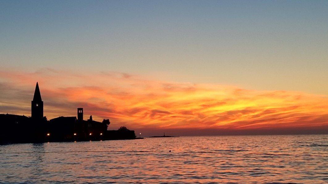 Cocktail Bar Peschiera-波雷奇必去景点