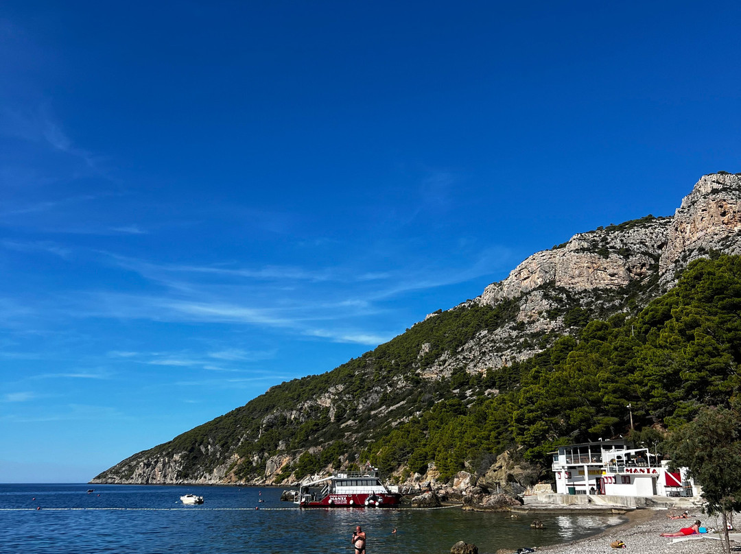 Providenca Charter and Travel-特罗吉尔必去景点