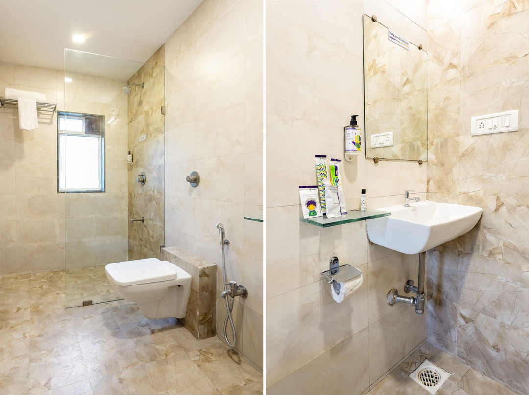 Treebo Blue Roof, Kelwa