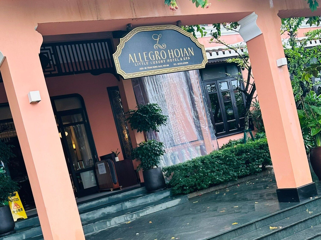 Ozone Allegro Spa-会安必去景点