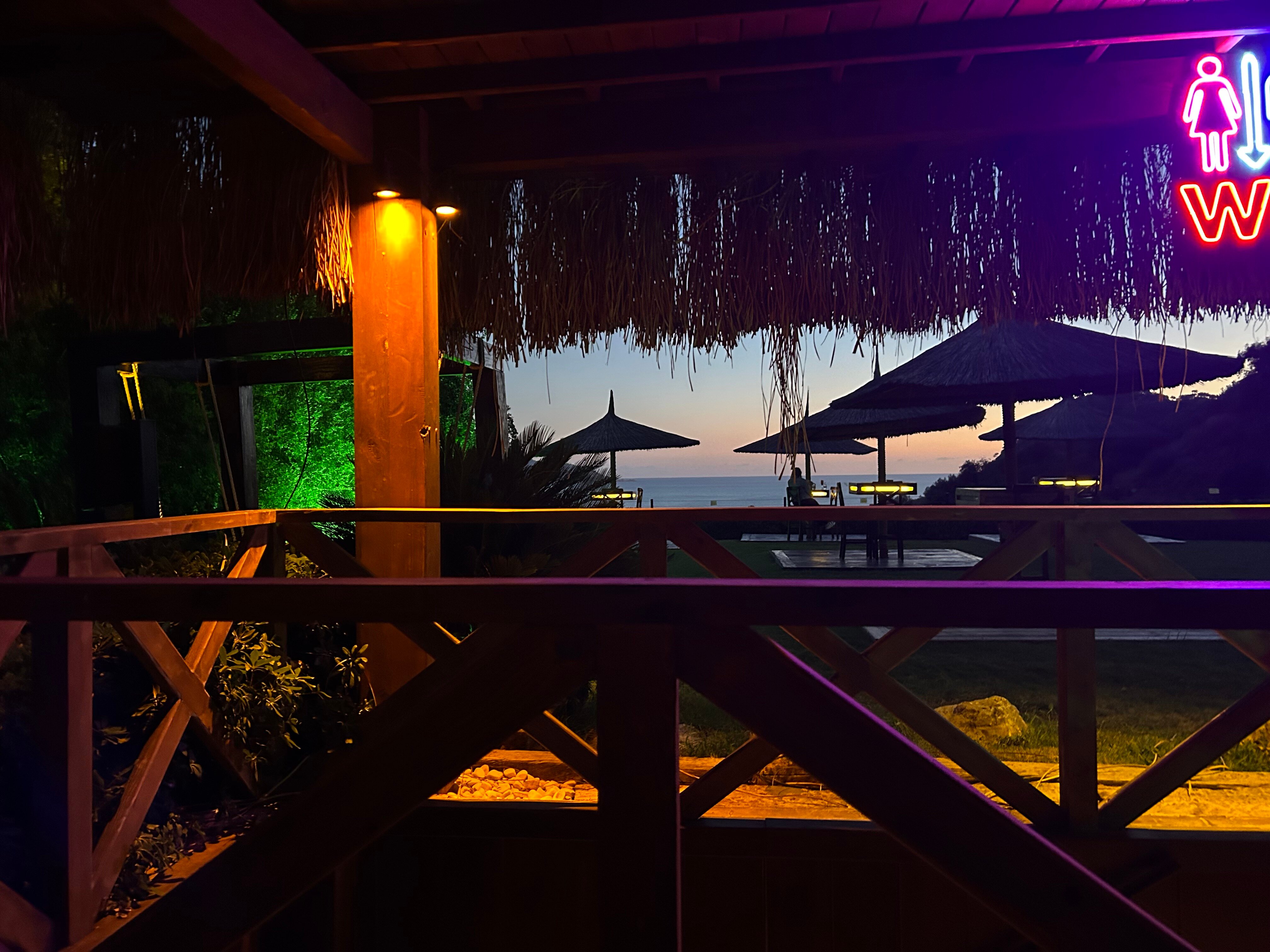 Manaspark Deluxe Hotel-浴室