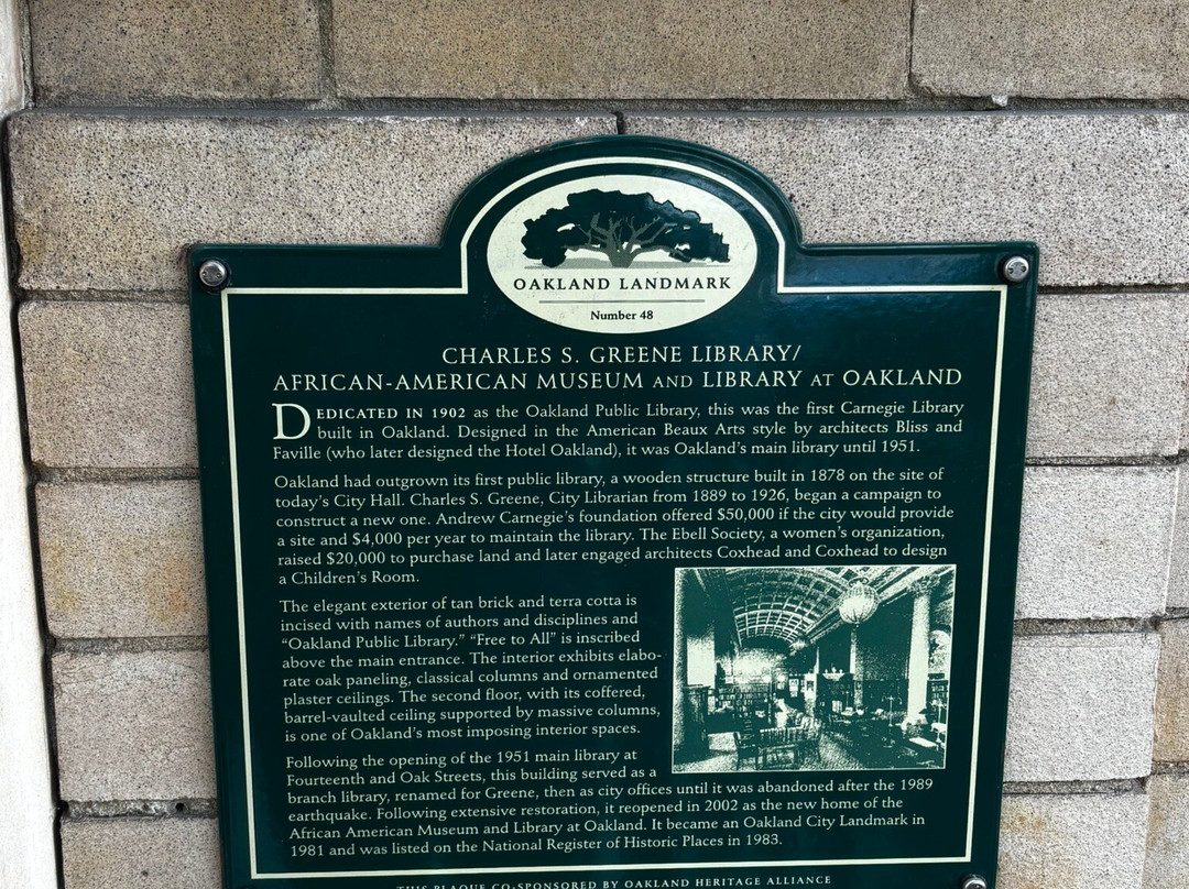 African American Museum and Library-奥克兰必去景点