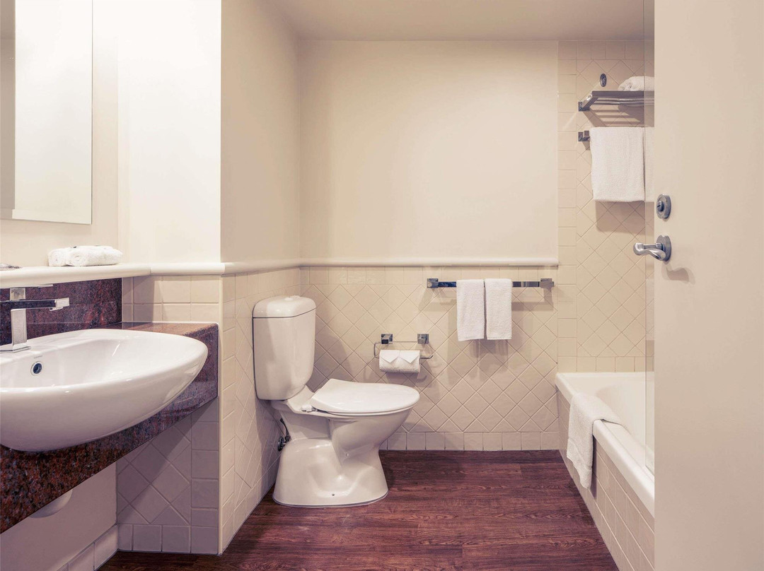 黄金海岸美居度假酒店主图