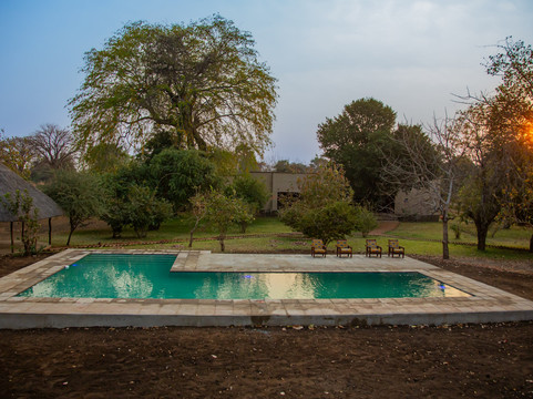 Oxpecker Safari Lodge
