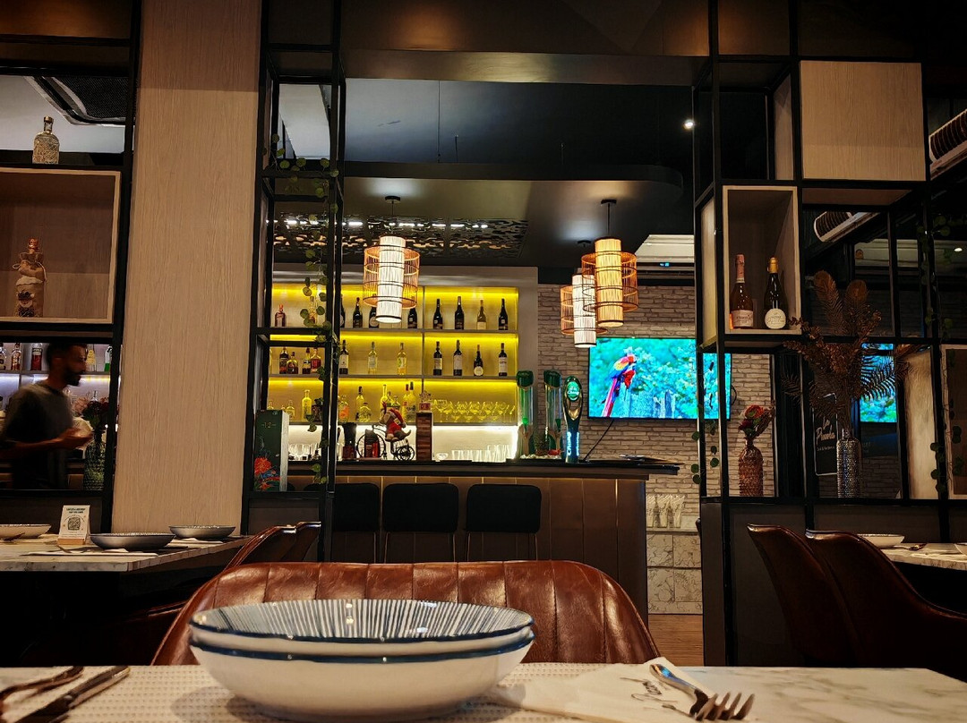 La Piccola Cafe & Restaurant