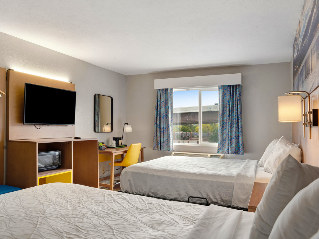 Days Inn by Wyndham Omaha/West Dodge主图