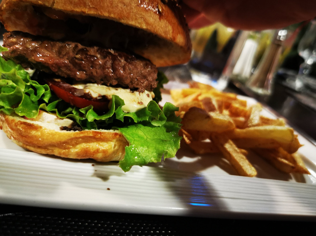 Vailly餐馆和美食-Au Brevon