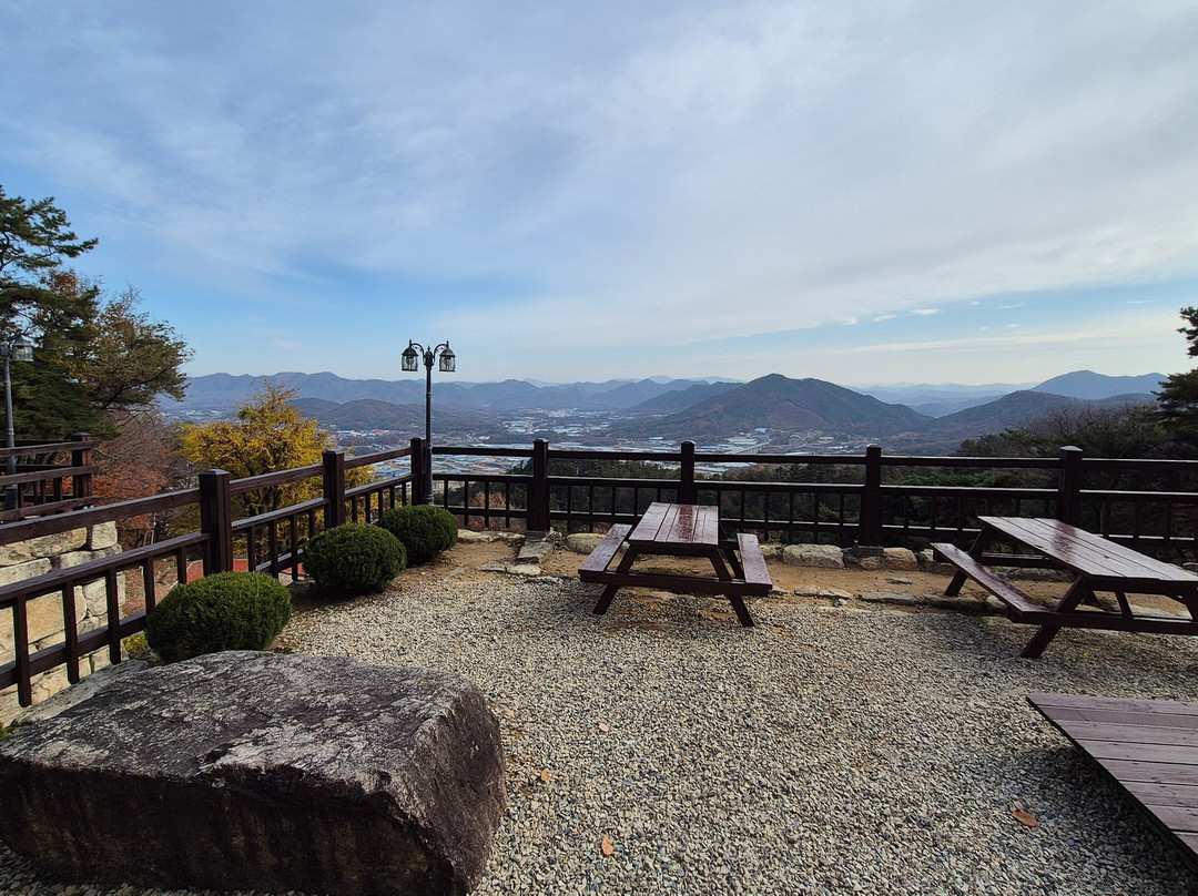 Okcheon Yongamsa Temple-沃川郡必去景点