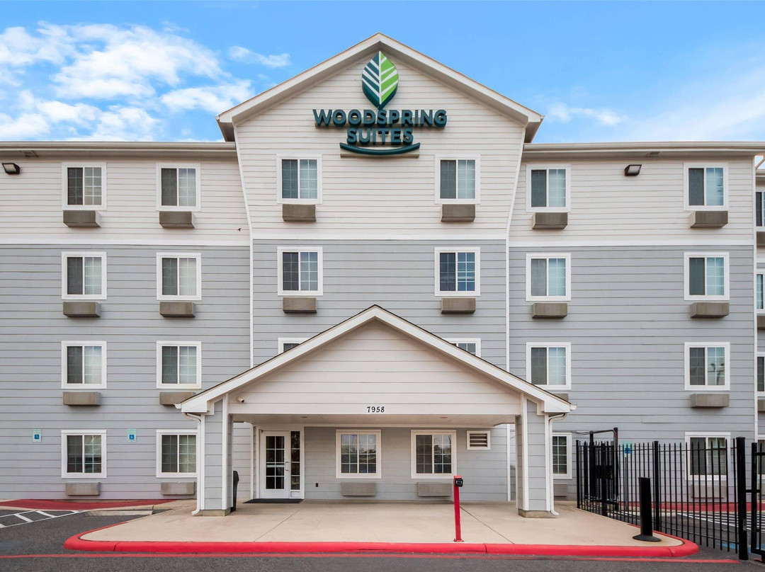 WoodSpring Suites San Antonio South主图