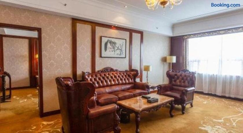 湘潭鑫田国际大酒店主图