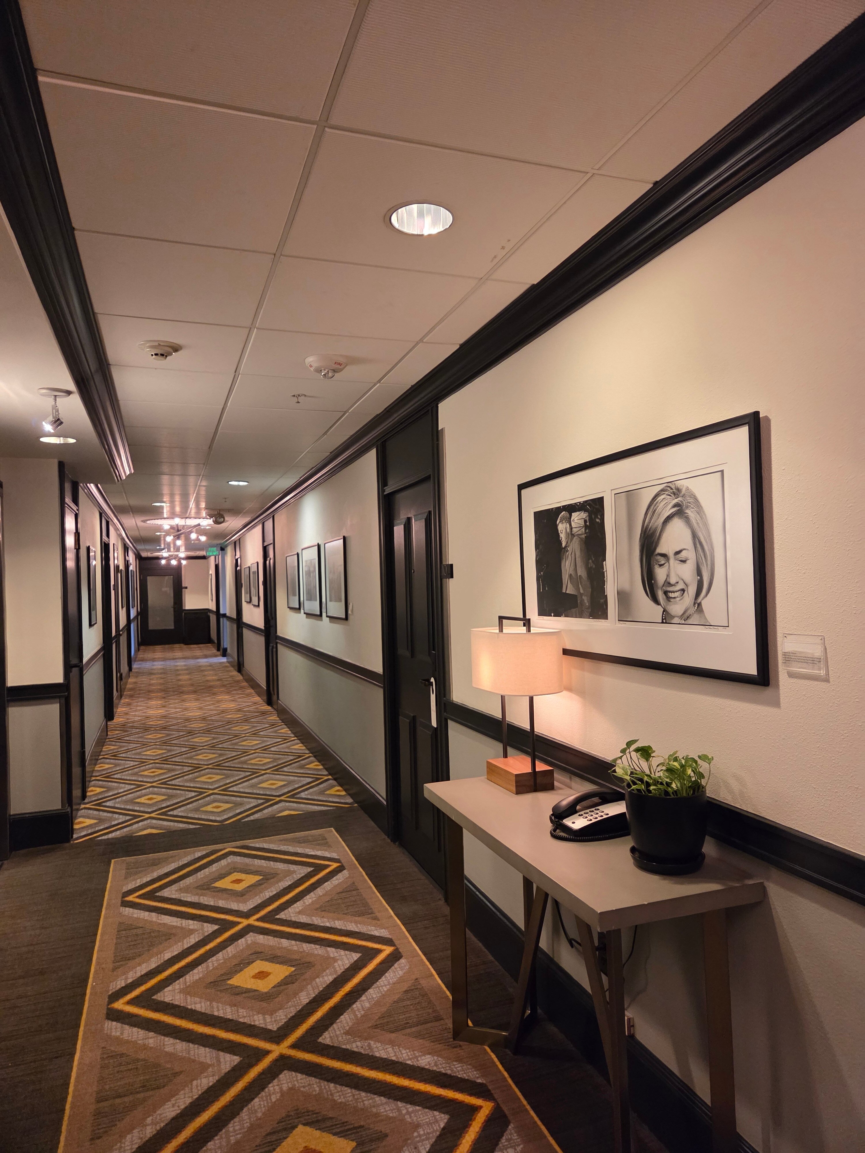 露西亚酒店-官方