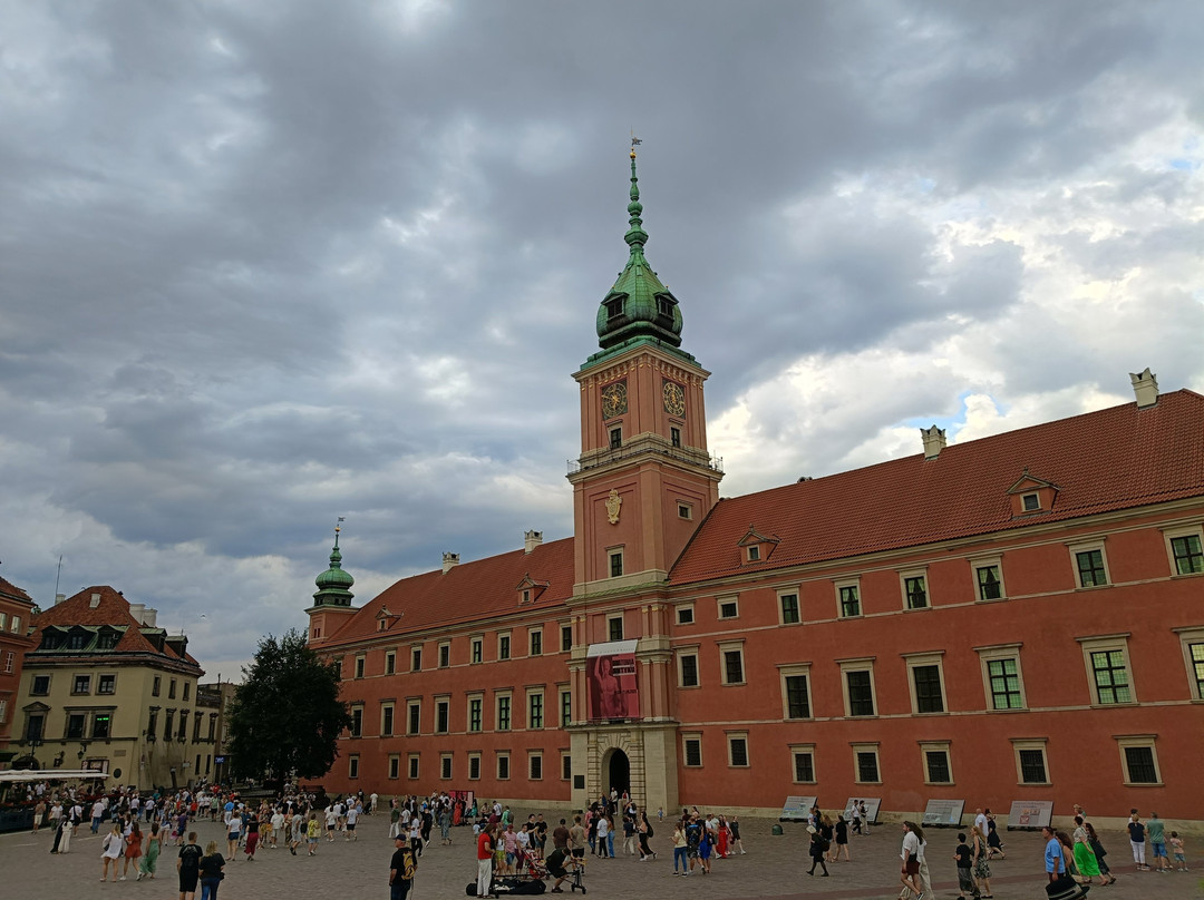 城堡广场-华沙必去景点