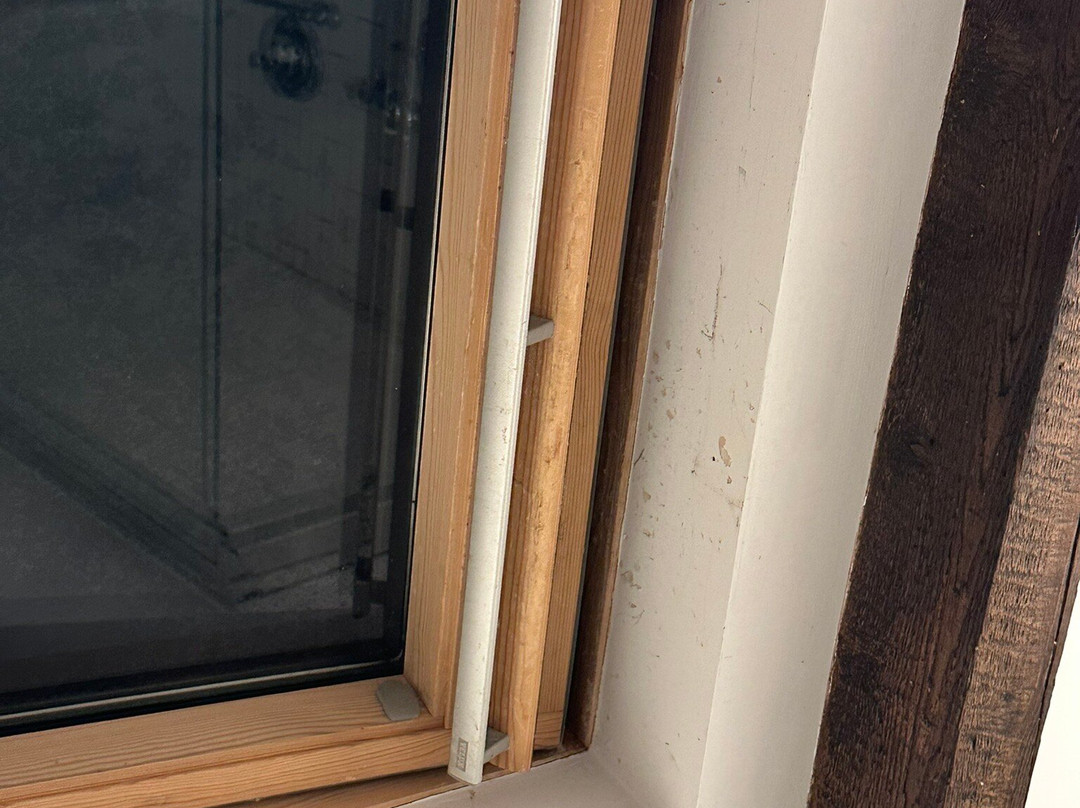 皇冠酒馆、餐厅及住宿宾馆主图