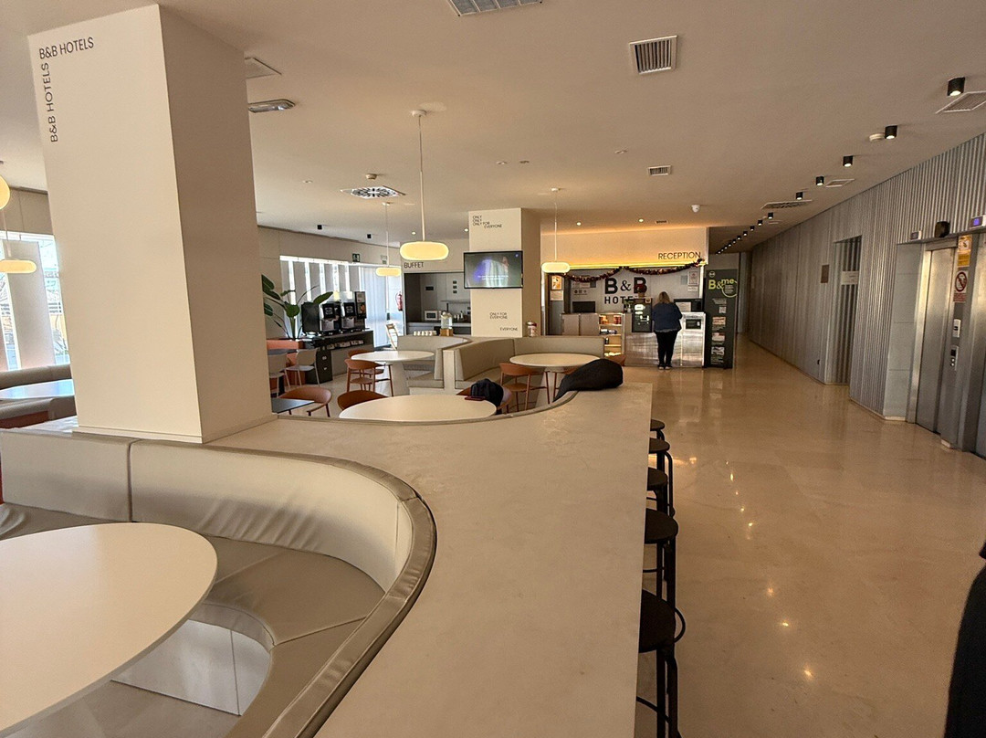 H2格拉纳达酒店主图