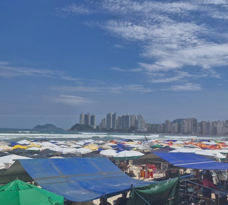 Praia de Pitangueiras-瓜鲁雅必去景点