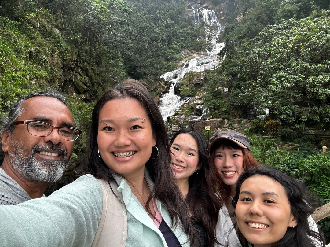 Smile and Drive Tours-赛杜瓦必去景点