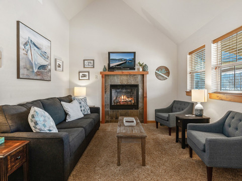 Dover Bay Resort Sandpoint主图