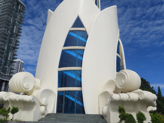 Thap Tram Huong观察塔-芽庄必去景点