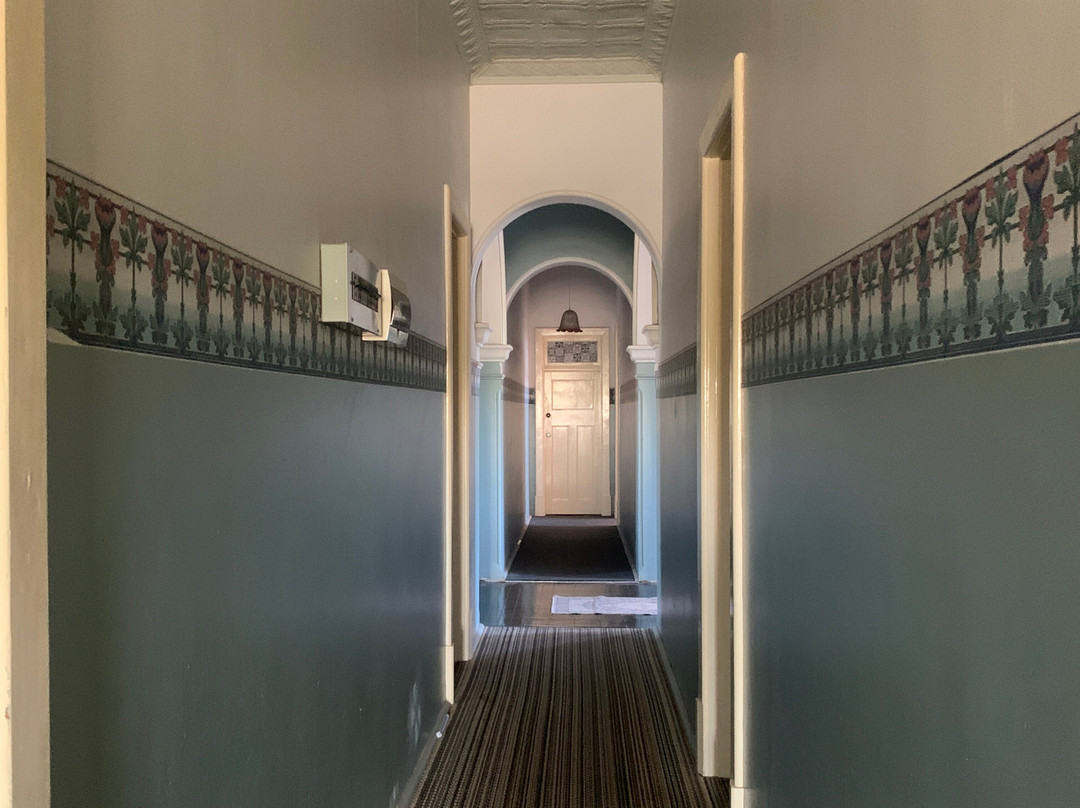 纳兰德拉星历史悠久山林小屋主图