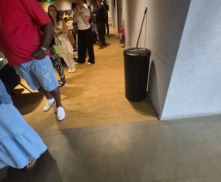 Plaza Premium Lounge (Domestic Departures, Terminal 2)-瓜鲁柳斯必去景点