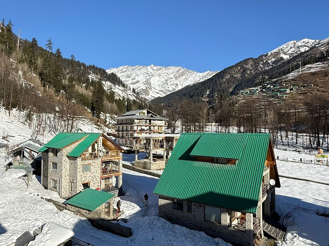 Hotel Patalsu