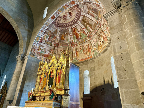 Piazza Mino-菲耶索莱必去景点