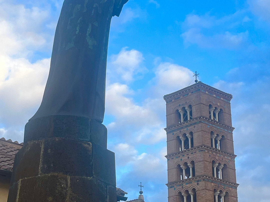 Statua Di San Bartolomeo Da Rossano-格罗塔费拉塔必去景点