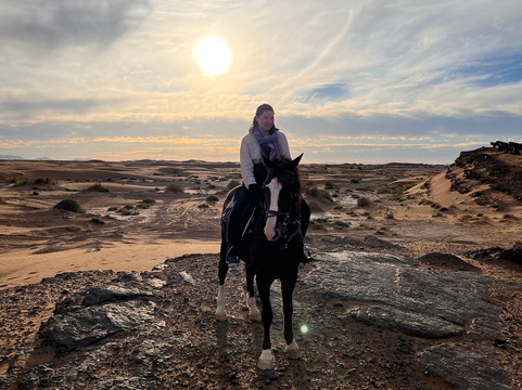 Merzouga Horse Riding-Hassilabied必去景点