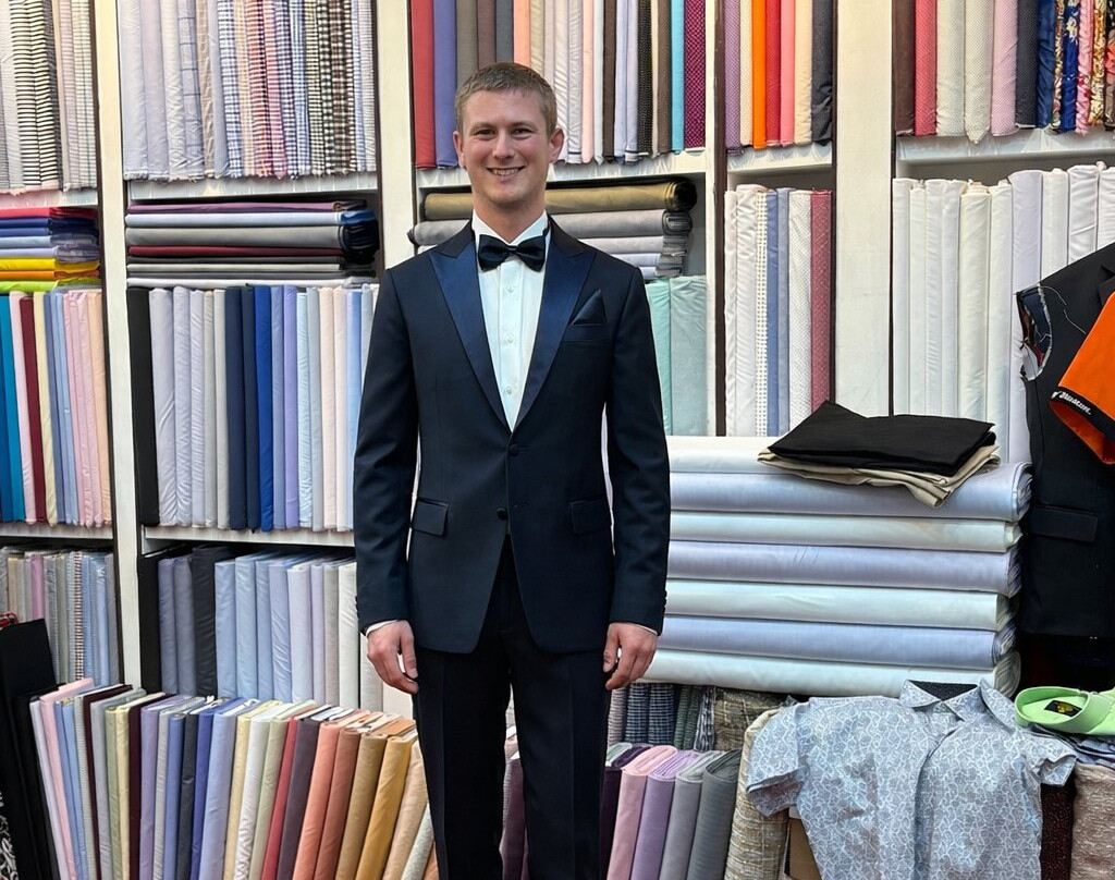 The Alex Fashion House. Bespoke Tailor-卡伦必去景点