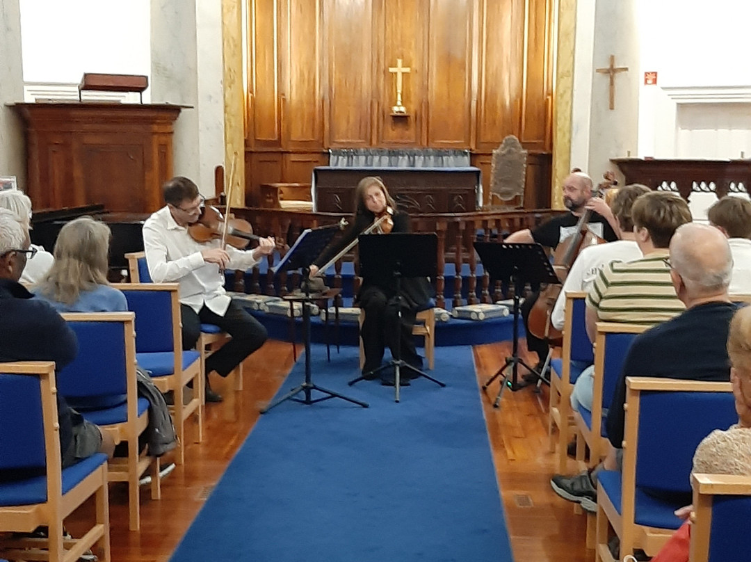 Holy Trinity Church-沙尔必去景点