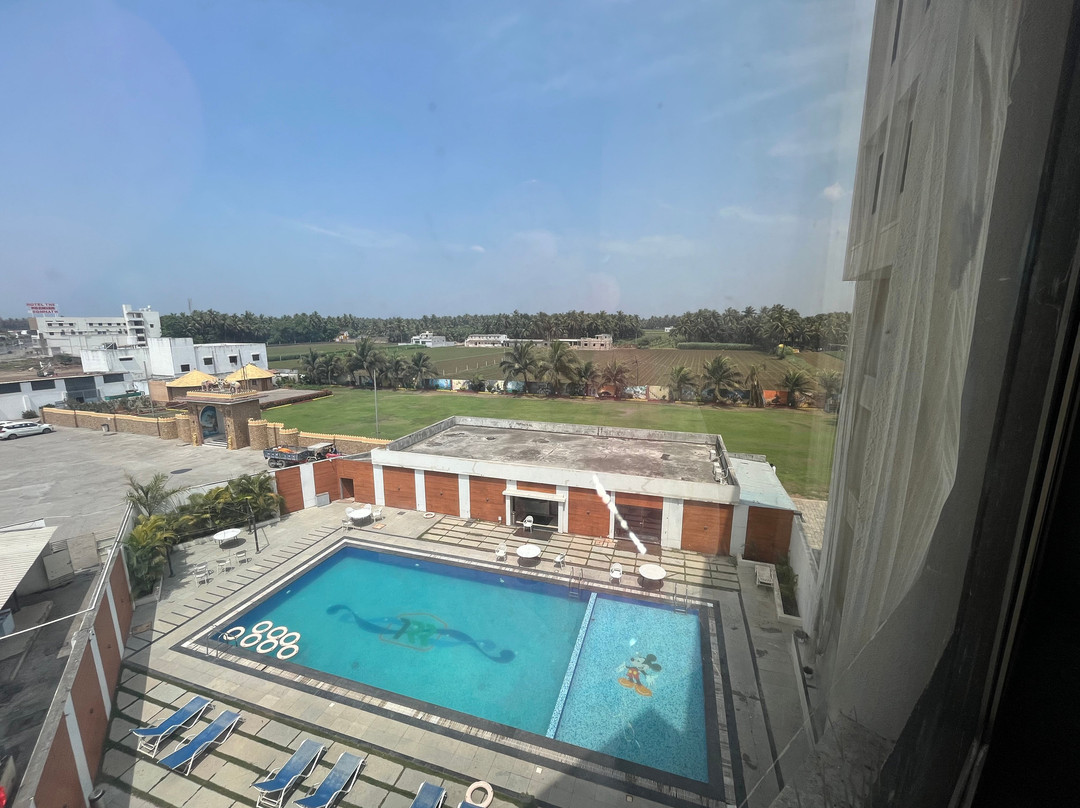 索姆纳特中心丽景酒店主图