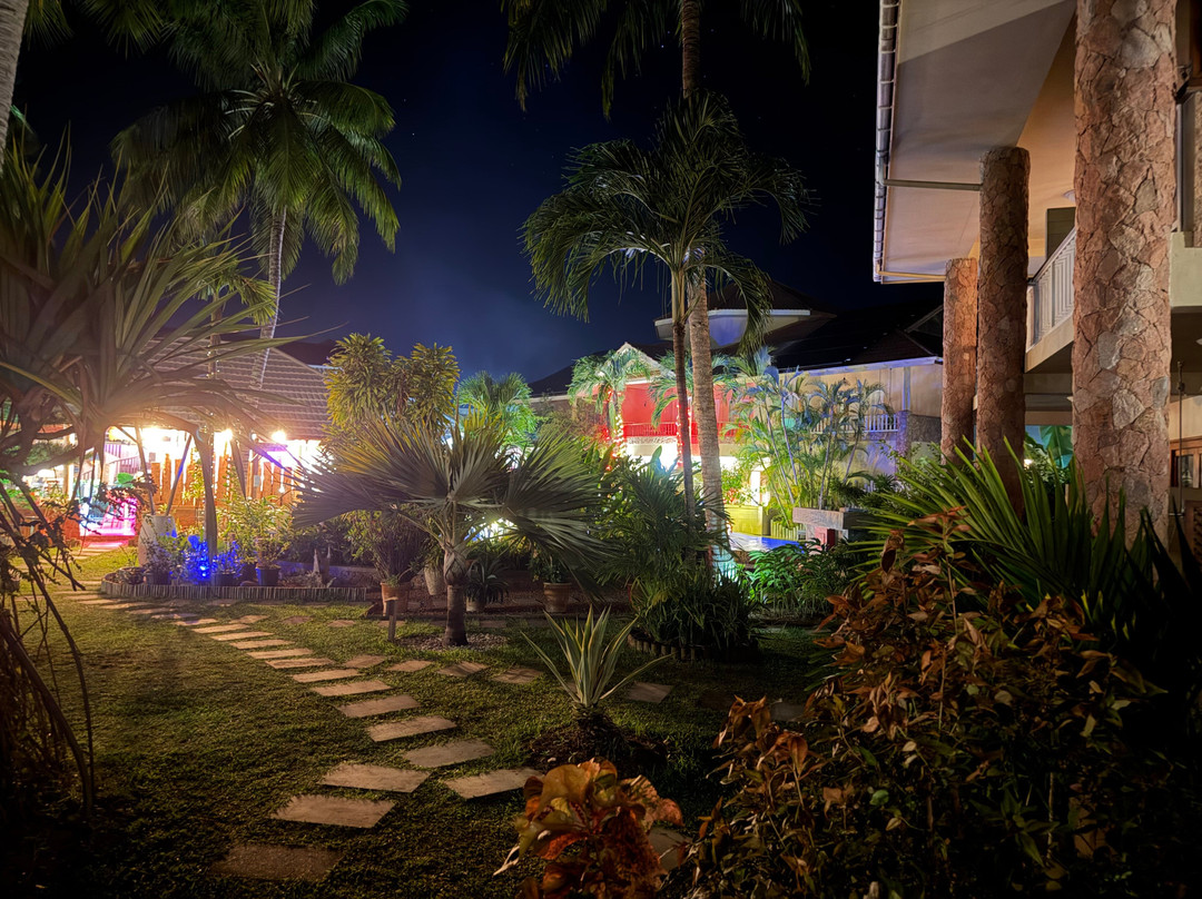 普拉斯林公爵别墅酒店主图