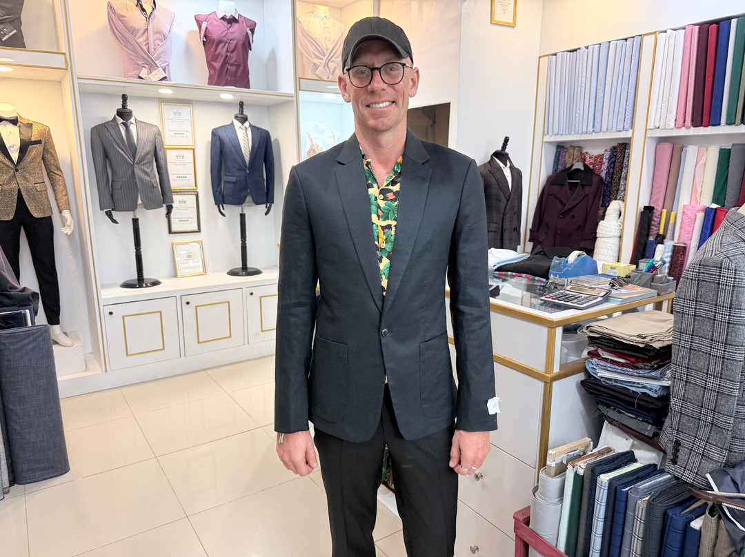 Sam Boutique Tailors Phuket-Karon Beach必去景点