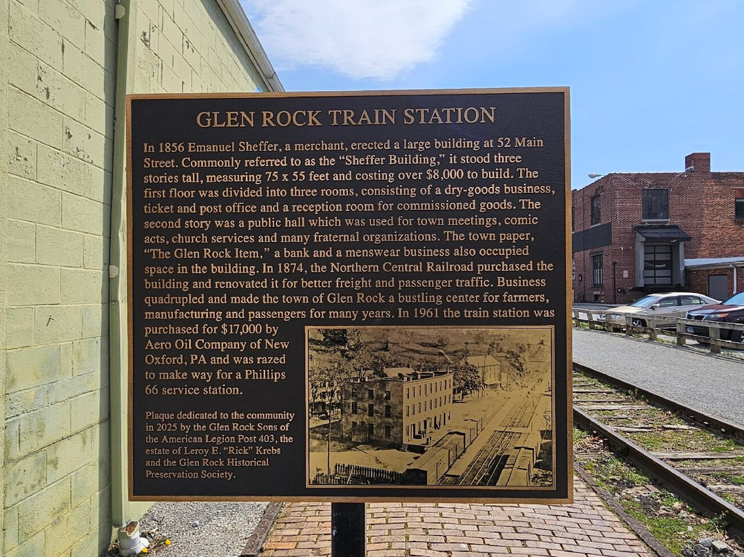Trains, Grains, and More Trains Mural-Glen Rock必去景点