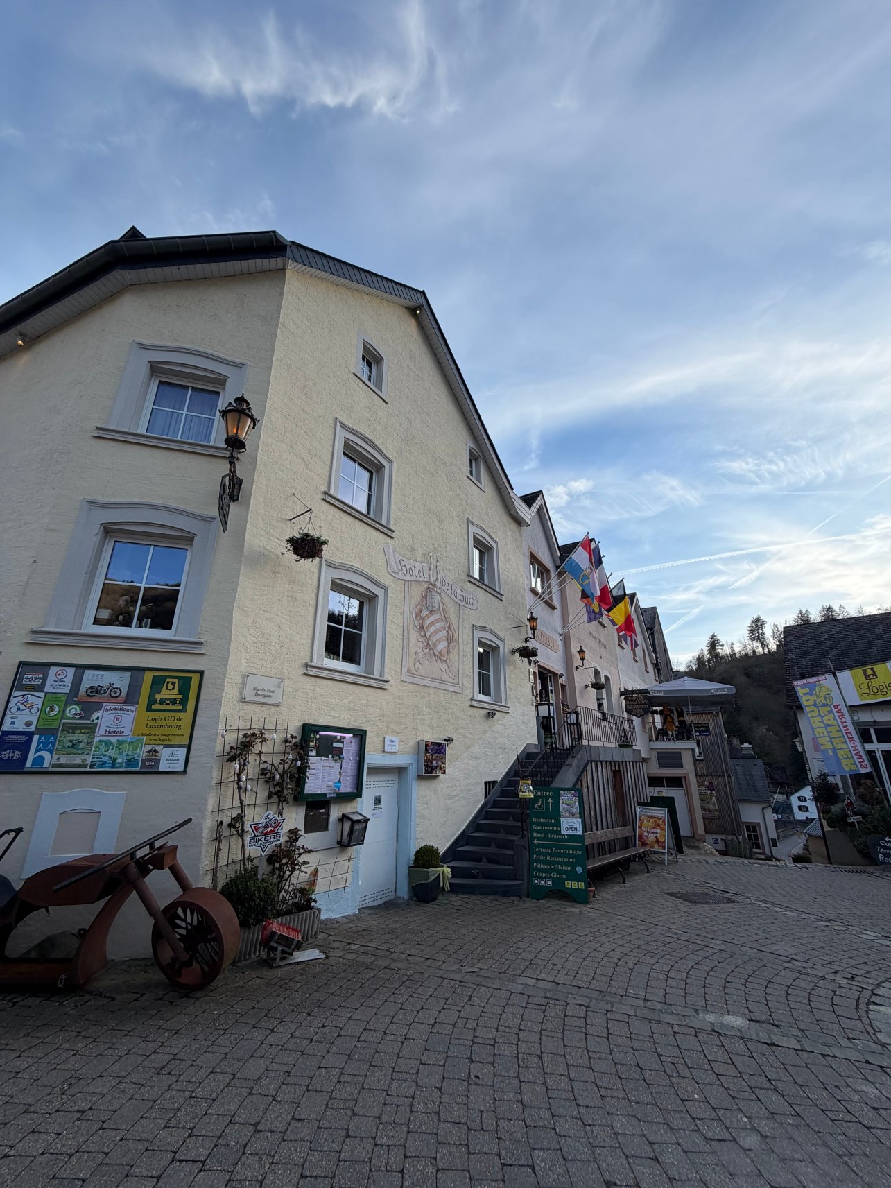 Logis Gourmet & Relax Wellness Hotel de La Sure-官方