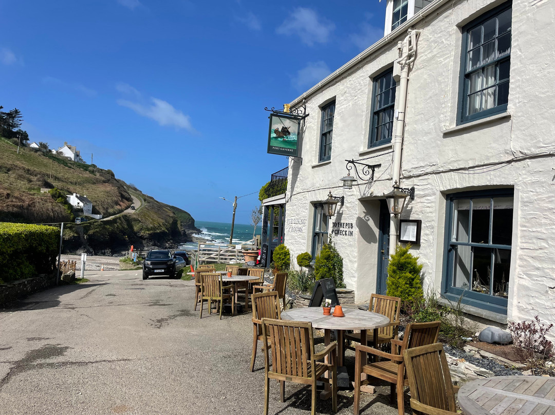 加弗恩港酒店主图