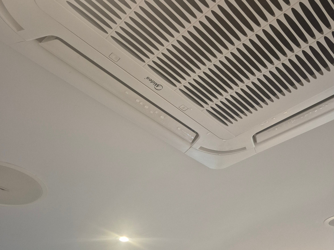 Lion Quays Spa-奥斯沃斯特必去景点