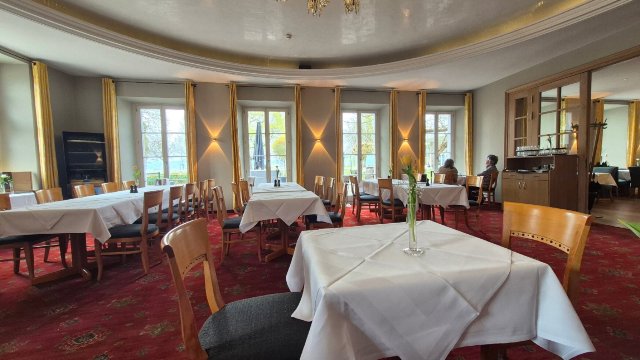 巴蒂康士坦茨酒店-旅行者