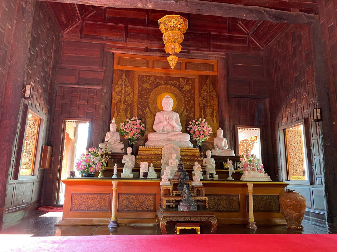 Wat Tha Sai (Wat Tesdhammanava)