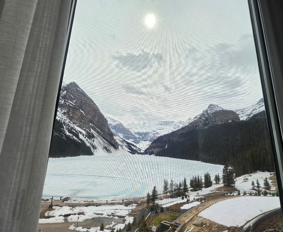 Canadian Rockies Experience-坎莫尔必去景点