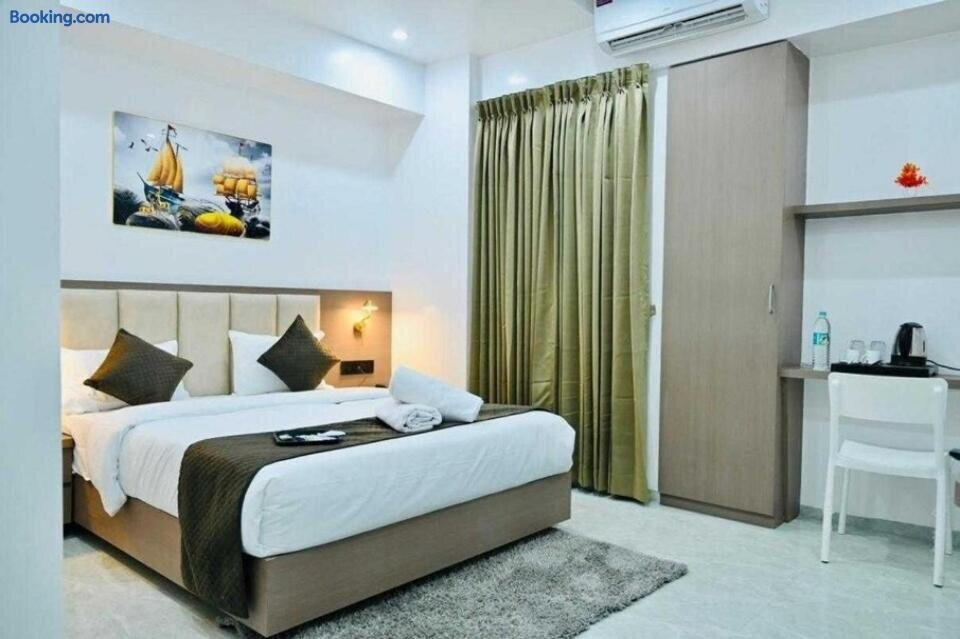 Palette Hotel and Resort Bhigwan Bus Stand