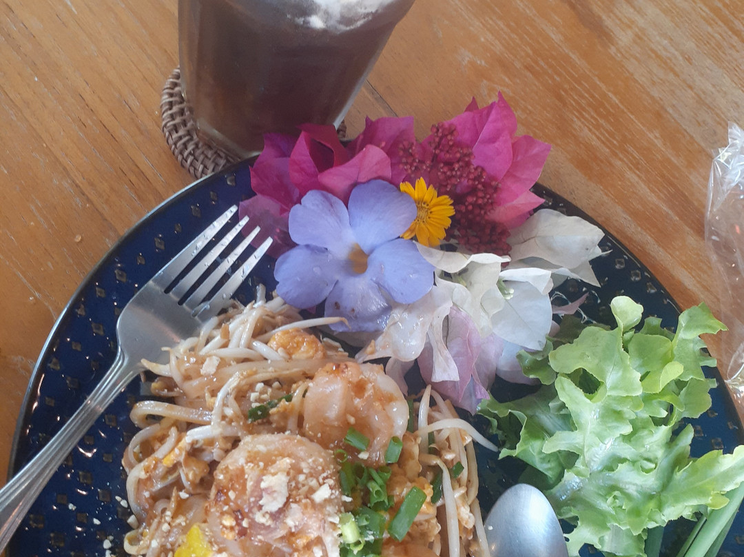 Bunga Cafe And Resort