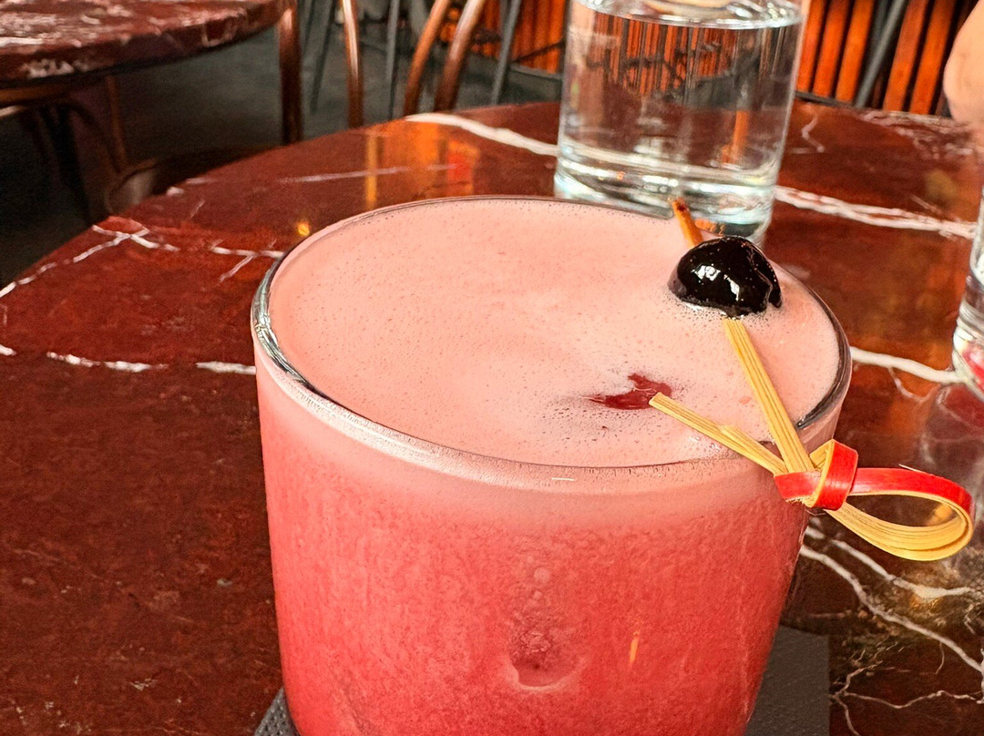 Daisy Cocktail Bar