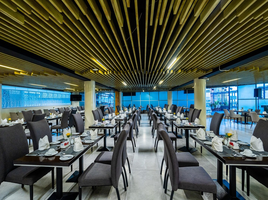 PrideInn 广场酒店主图
