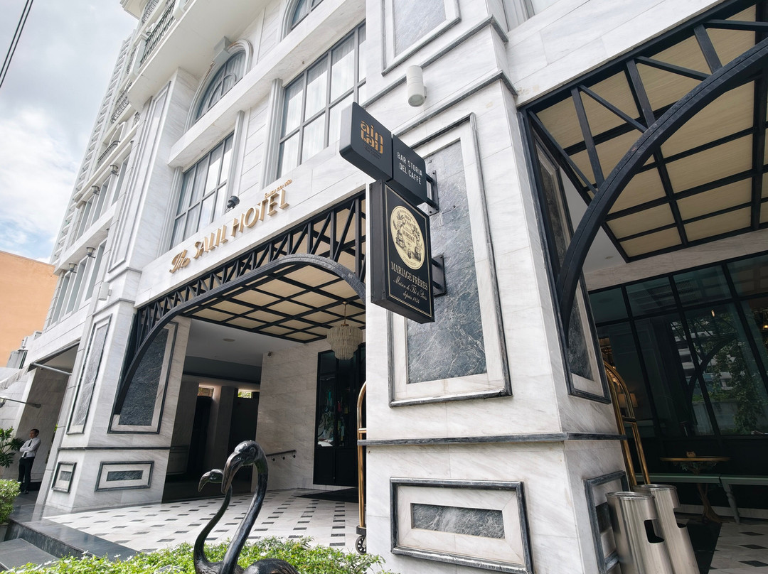 素坤逸57号萨利酒店主图