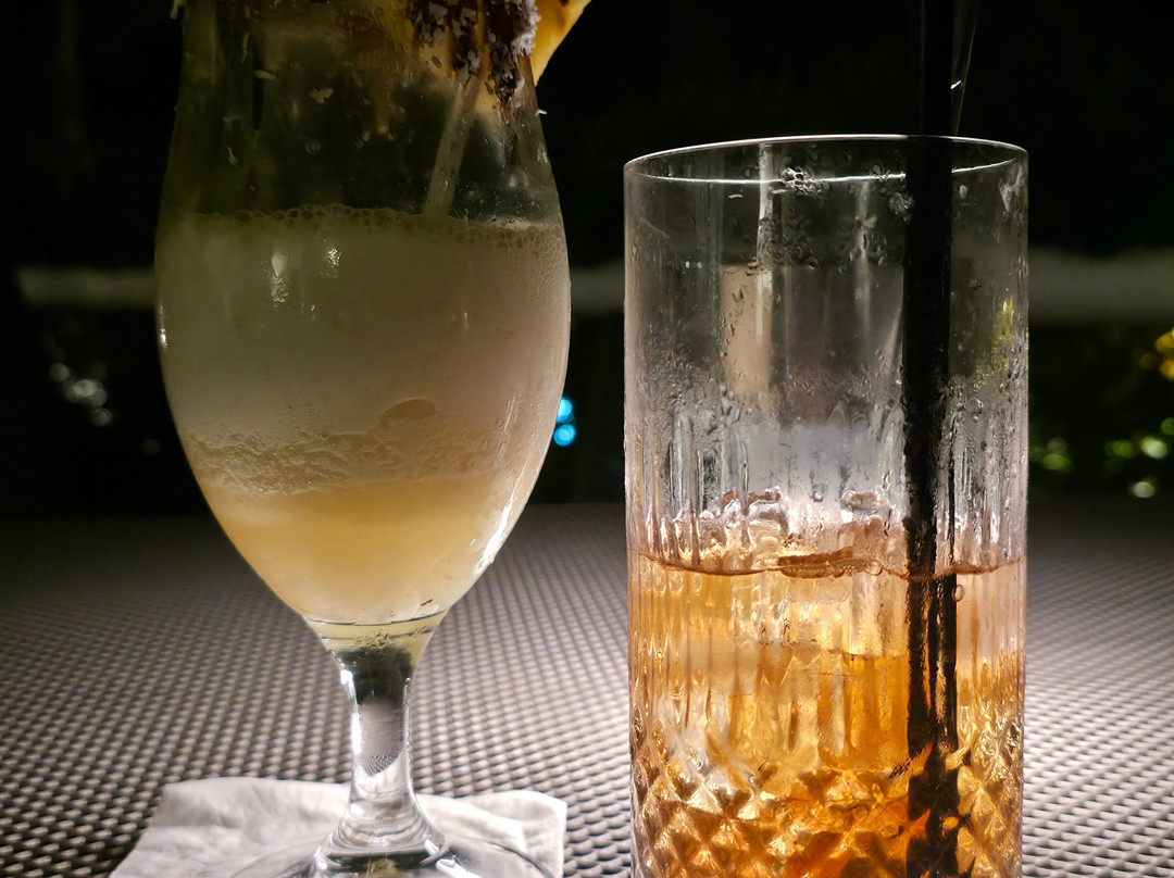 阿尔法酒店主图
