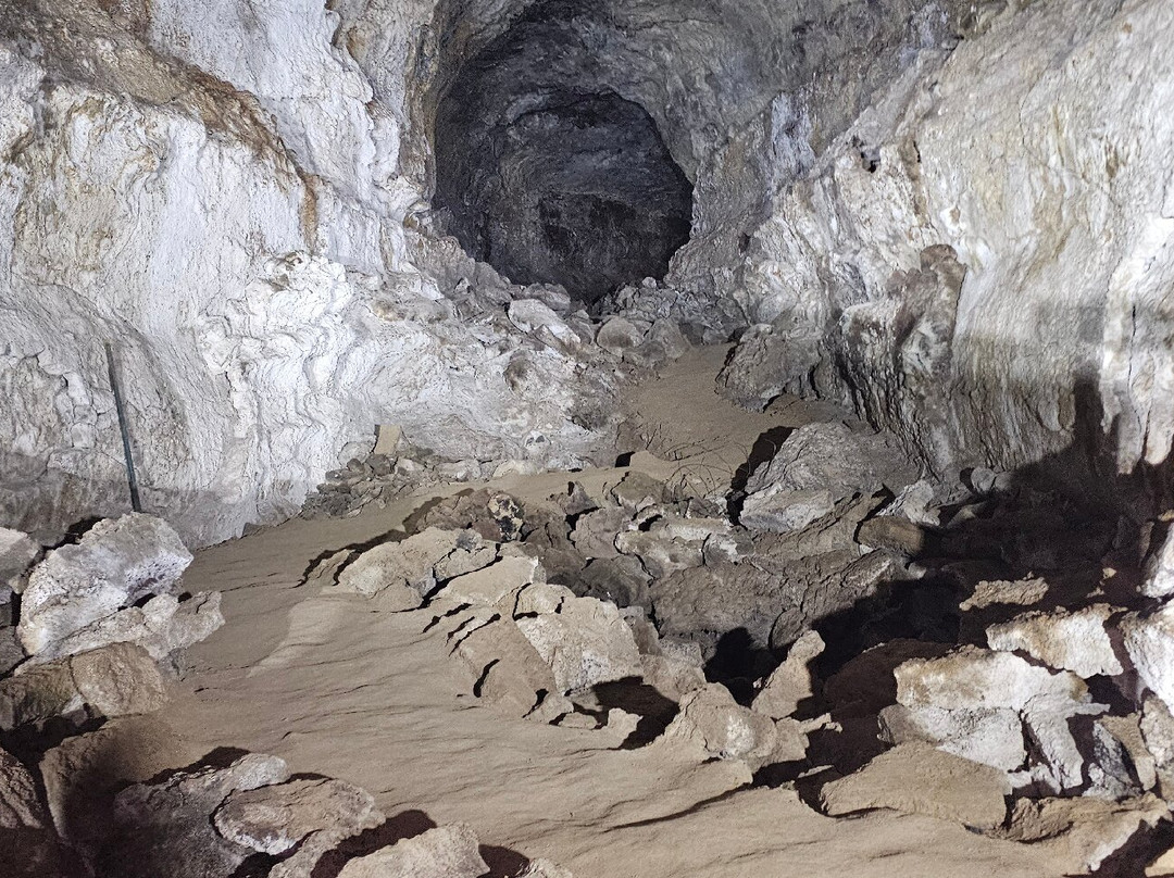 Idaho's Mammoth Cave-Shoshone必去景点