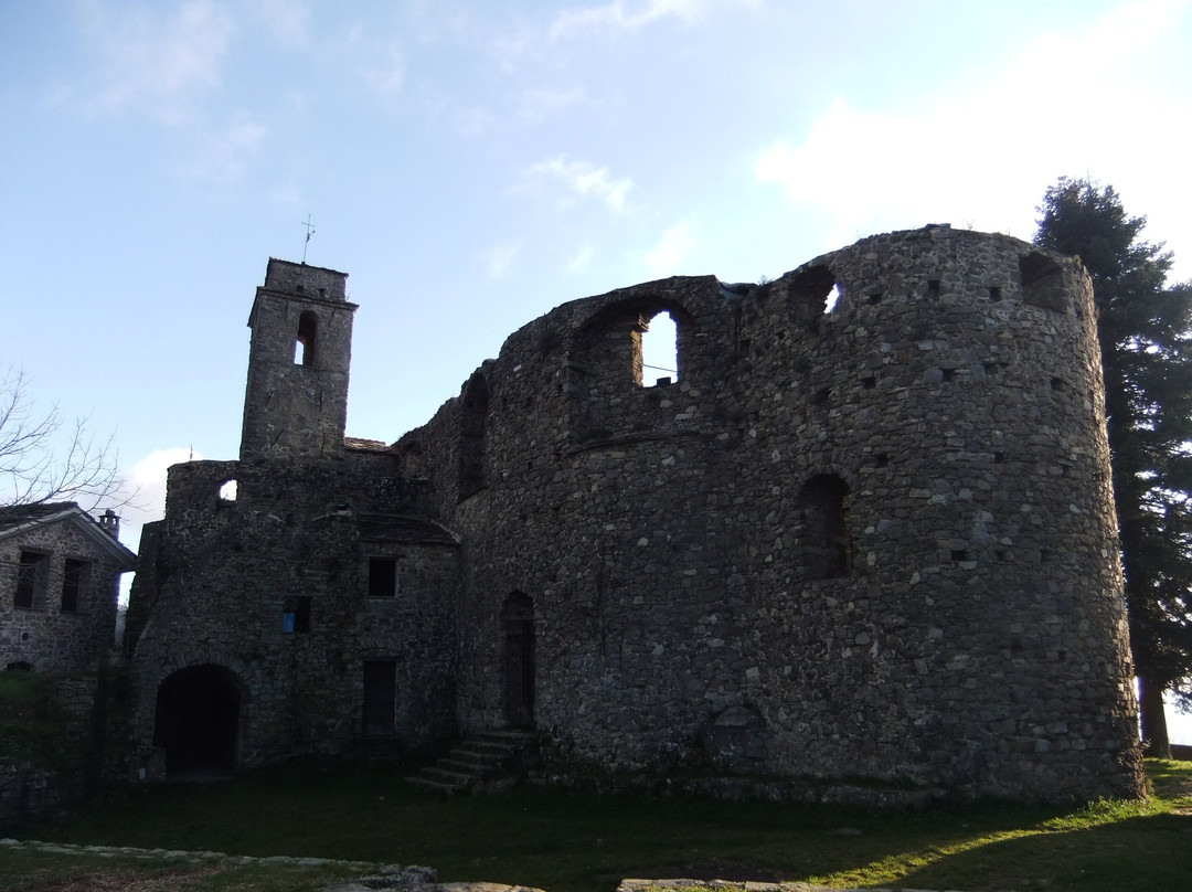 Chiesa di San Nicolò-Bajardo必去景点